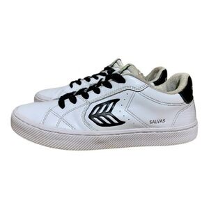 Women’s Cariuma Salvas Leather Sneakers Size 10